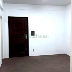 Sala com 41m², no bairro Centro em Caxias do Sul para Alugar