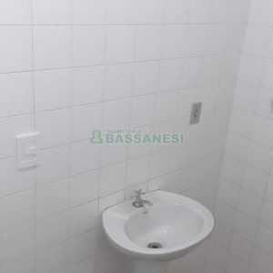 Sala com 41m², no bairro Centro em Caxias do Sul para Alugar