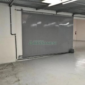 Pavilhão com 744m², no bairro São Ciro em Caxias do Sul para Alugar