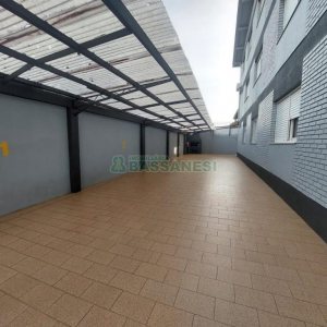 Apto Mobiliado com 90m², 2 dormitórios, 1 vaga, no bairro Sagrada Família em Caxias do Sul para Alugar