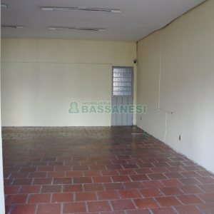 Loja com 167m², no bairro Centro em Caxias do Sul para Comprar