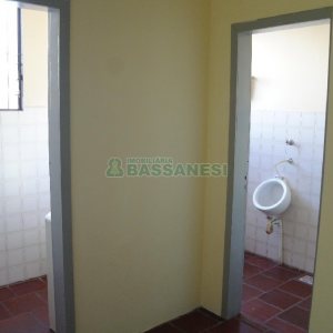 Loja com 167m², no bairro Centro em Caxias do Sul para Comprar