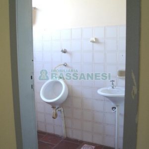 Loja com 167m², no bairro Centro em Caxias do Sul para Comprar