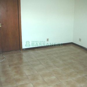 Apartamento com 55m², 1 dormitório, no bairro Centro em Caxias do Sul para Alugar