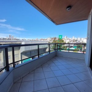 Apto Mobiliado com 50m², 1 dormitório, 1 vaga, no bairro Centro em Caxias do Sul para Alugar