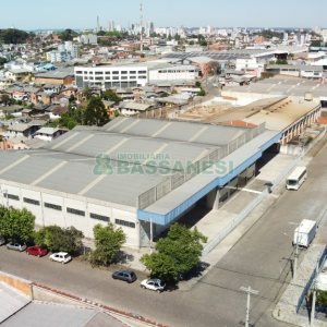 Pavilhão com 2206m², no bairro Presidente Vargas em Caxias do Sul para Alugar
