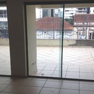 Apto/Cobertura com 102m², 1 dormitório, 1 vaga, no bairro Centro em Caxias do Sul para Alugar