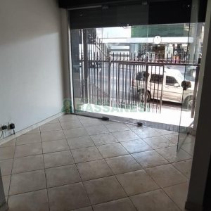 Loja com 196m², no bairro São Pelegrino em Caxias do Sul para Comprar