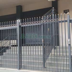 Loja com 196m², no bairro São Pelegrino em Caxias do Sul para Comprar