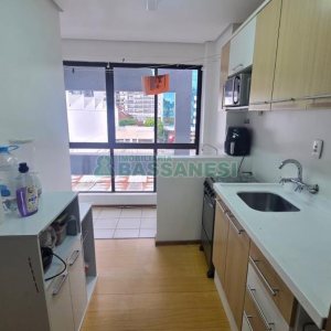 Apartamento com 66m², 2 dormitórios, 1 vaga, no bairro Centro em Caxias do Sul para Comprar