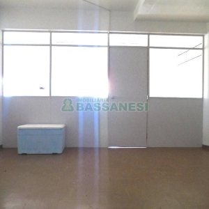 Sala com 100m², no bairro Sanvitto em Caxias do Sul para Alugar