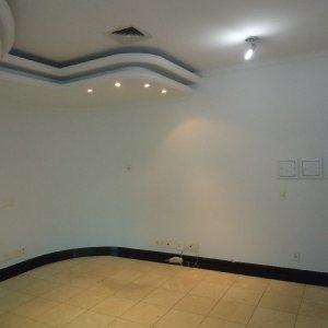 Sala com 101m², 2 vagas, no bairro Centro em Caxias do Sul para Comprar