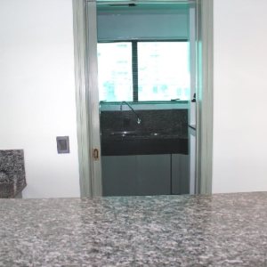 Sala com 101m², 2 vagas, no bairro Centro em Caxias do Sul para Comprar