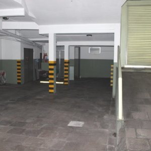 Sala com 101m², 2 vagas, no bairro Centro em Caxias do Sul para Comprar