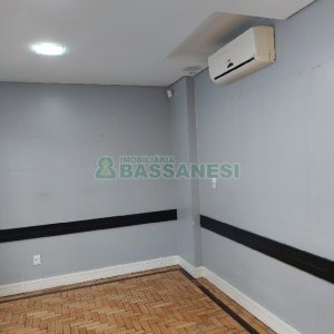 Casa com 250m², no bairro Centro em Caxias do Sul para Alugar