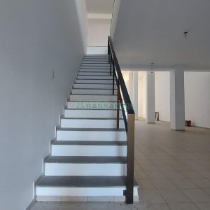 Loja com 500m², 2 vagas, no bairro Centro em Caxias do Sul para Alugar