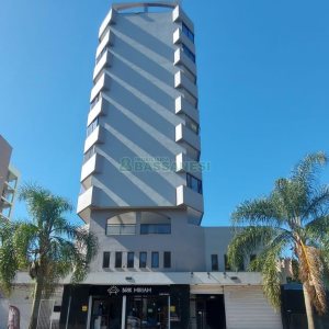 Loja com 500m², 2 vagas, no bairro Centro em Caxias do Sul para Alugar