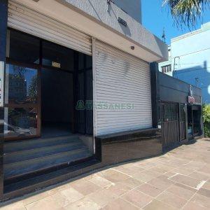 Loja com 500m², 2 vagas, no bairro Centro em Caxias do Sul para Alugar