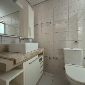 Apto Mobiliado com 110m², 3 dormitórios, 2 vagas, no bairro Pio X em Caxias do Sul para Alugar