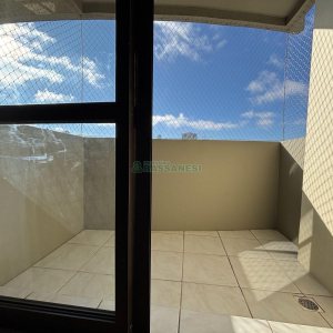 Apto Mobiliado com 110m², 3 dormitórios, 2 vagas, no bairro Pio X em Caxias do Sul para Alugar