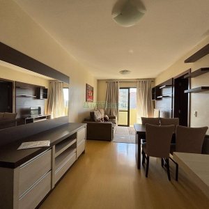 Apto Mobiliado com 110m², 3 dormitórios, 2 vagas, no bairro Pio X em Caxias do Sul para Alugar