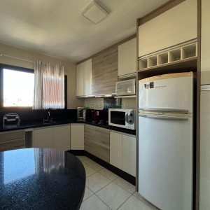 Apto Mobiliado com 110m², 3 dormitórios, 2 vagas, no bairro Pio X em Caxias do Sul para Alugar