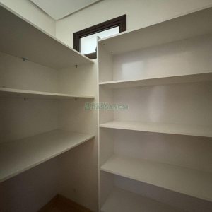Apto Mobiliado com 110m², 3 dormitórios, 2 vagas, no bairro Pio X em Caxias do Sul para Alugar