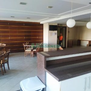 Apto Mobiliado com 110m², 3 dormitórios, 2 vagas, no bairro Pio X em Caxias do Sul para Alugar
