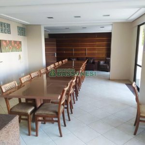 Apto Mobiliado com 110m², 3 dormitórios, 2 vagas, no bairro Pio X em Caxias do Sul para Alugar