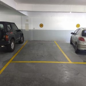 Box com 12m², no bairro Centro em Caxias do Sul para Comprar