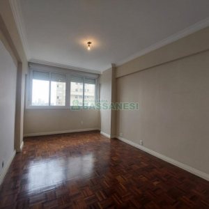 Apartamento com 150m², 3 dormitórios, 1 vaga, no bairro Centro em Caxias do Sul para Comprar