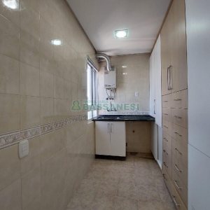 Apartamento com 150m², 3 dormitórios, 1 vaga, no bairro Centro em Caxias do Sul para Alugar ou Comprar