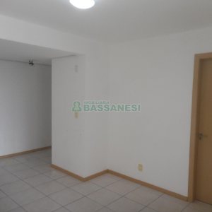 Apartamento com 35m², 1 dormitório, no bairro Centro em Caxias do Sul para Alugar