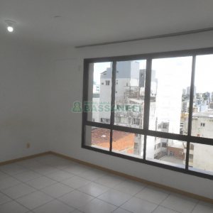Apartamento com 35m², 1 dormitório, no bairro Centro em Caxias do Sul para Alugar