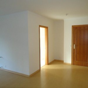 Apartamento com 80m², 2 dormitórios, no bairro Centro em Caxias do Sul para Alugar