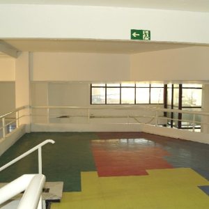 Loja com 852m², 4 vagas, no bairro São Pelegrino em Caxias do Sul para Alugar