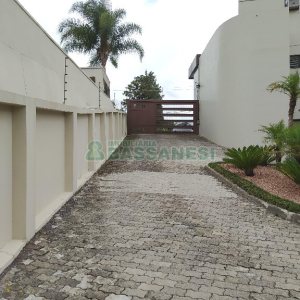 Predio com 1350m², 35 vagas, no bairro Santa Catarina em Caxias do Sul para Alugar