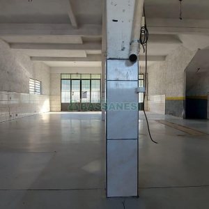 Loja com 180m², no bairro Santa Catarina em Caxias do Sul para Alugar