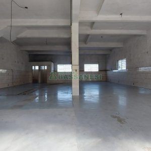 Loja com 180m², no bairro Santa Catarina em Caxias do Sul para Alugar