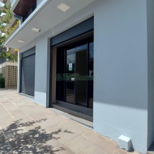 Loja com 356m², 2 vagas, no bairro São Pelegrino em Caxias do Sul para Comprar