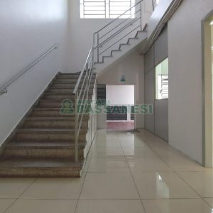 Loja com 356m², 2 vagas, no bairro São Pelegrino em Caxias do Sul para Comprar