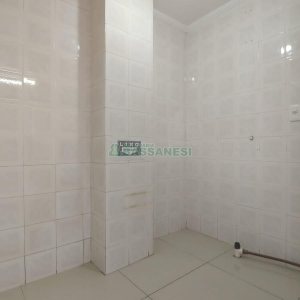 Loja com 356m², 2 vagas, no bairro São Pelegrino em Caxias do Sul para Comprar