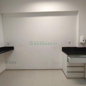 Loja com 200m², 4 vagas, no bairro Lourdes em Caxias do Sul para Alugar