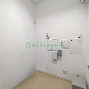 Loja com 200m², 4 vagas, no bairro Lourdes em Caxias do Sul para Alugar