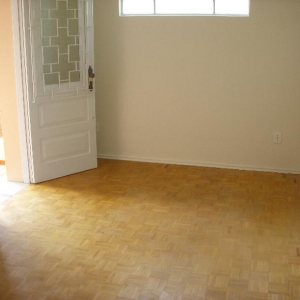 Casa Comercial, 3 dormitórios, 1 vaga, no bairro Centro em Caxias do Sul para Alugar