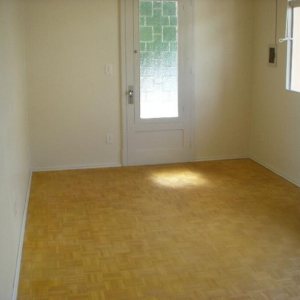 Casa Comercial, 3 dormitórios, 1 vaga, no bairro Centro em Caxias do Sul para Alugar