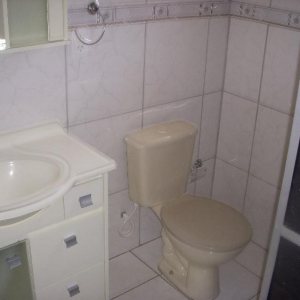 Casa Comercial, 3 dormitórios, 1 vaga, no bairro Centro em Caxias do Sul para Alugar