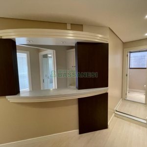 Sala com 84m², no bairro Centro em Caxias do Sul para Comprar