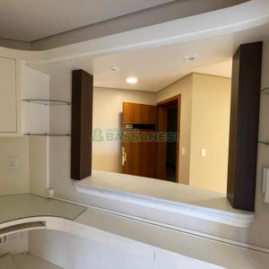 Sala com 84m², no bairro Centro em Caxias do Sul para Comprar