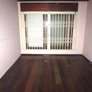 Casa Comercial com 300m², 3 dormitórios, 3 vagas, no bairro Centro em Caxias do Sul para Comprar